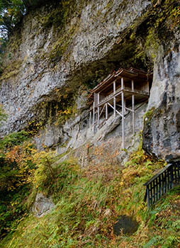 Nageiredo temple